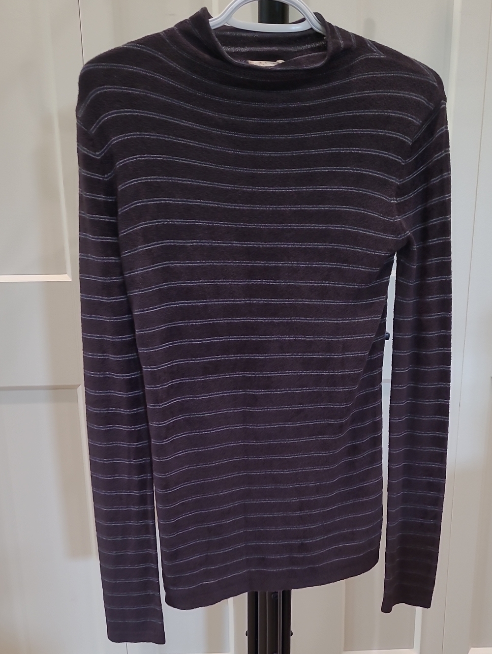 Hem & Thread Women's Dark Navy Striped Crewneck Sweater NWT